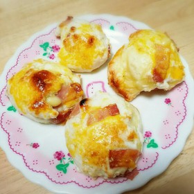 HMで簡単ベーコンチーズパン